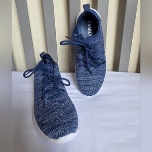 Charly Blue Marbled Knit Womens Athetic Sneakers With Foam Sole Size 7.5